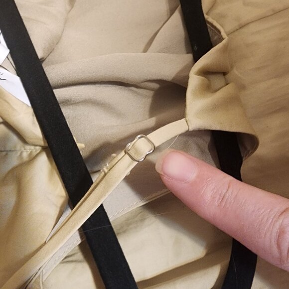 ASTR Drop-Waist Dress NWOT Tan Large - Picture 8 of 8